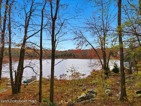 Canadensis, PA 18325,105 Birch Ledge RD