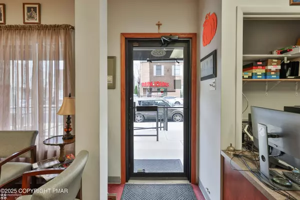 Hellertown, PA 18055,1225 Main ST