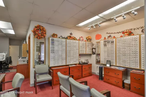 Hellertown, PA 18055,1225 Main ST