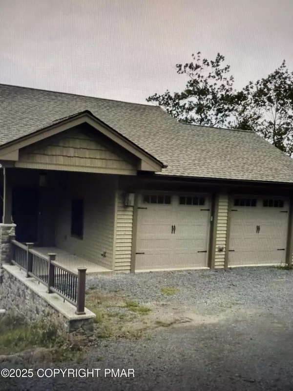 186 S Lake Dr,  Lake Harmony,  PA 18624