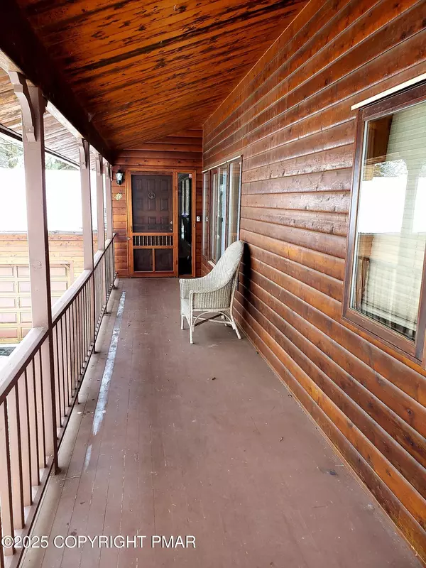 Cresco, PA 18326,3530 Spruce Cabin RD