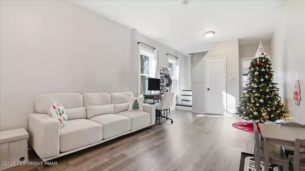 Pen Argyl, PA 18072,109 Pen Argyl ST