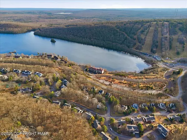 Lake Harmony, PA 18624,6 Fieldstone CT