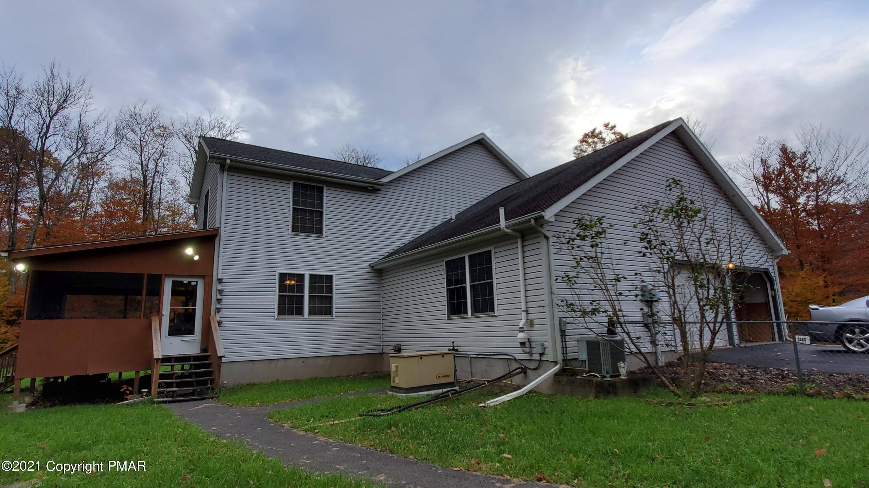 Long Pond, PA 18334,2211 Long Pond RD