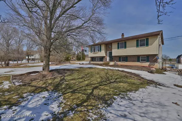 25 Twinflower CIR, Kunkletown, PA 18058