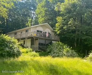 140 Juniper ST, Dingmans Ferry, PA 18328