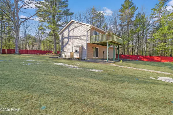 Dingmans Ferry, PA 18328,631 Silver Lake RD