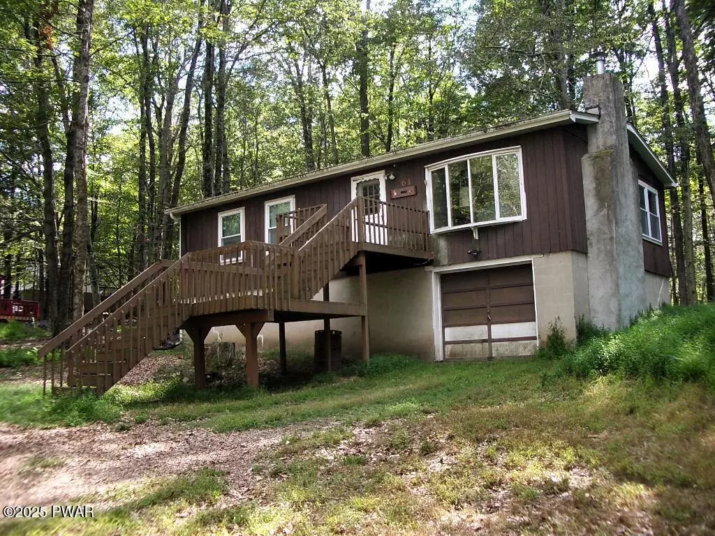 Hawley, PA 18428,61 Windsor RD