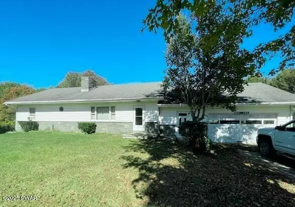 184 S Turnpike RD, Newfoundland, PA 18445