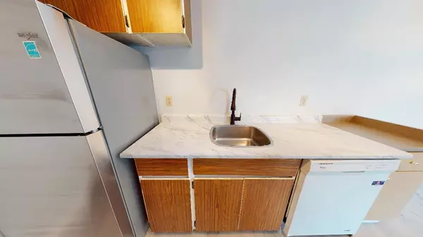 Richmond, BC V7C 3M6,7240 Lindsay RD #213