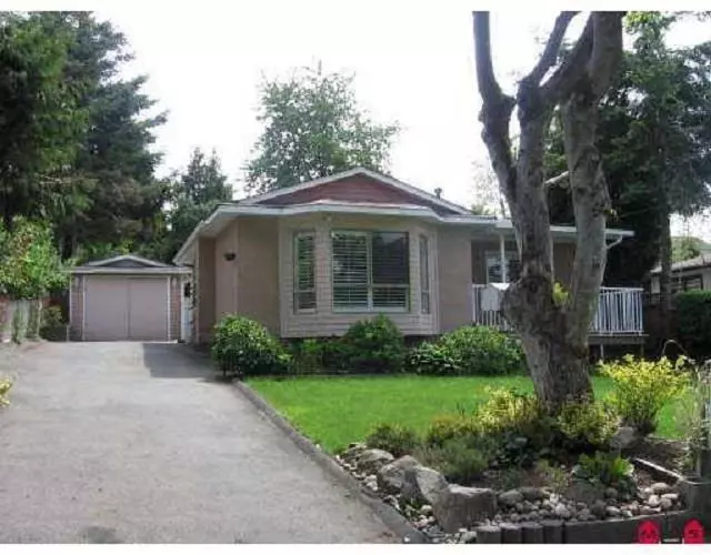 14038 114a AVE, Surrey, BC V3R 2N4