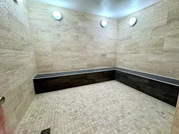 120 Esplanade AVE #205 Harrison Hot Springs, BC V0M 1K0