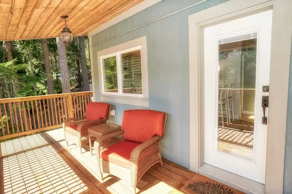 362 Barque RD Mayne Island, BC V0N 2J2