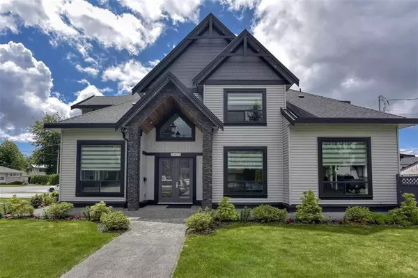 Surrey, BC V3R 5L4,13878 Selkirk DR