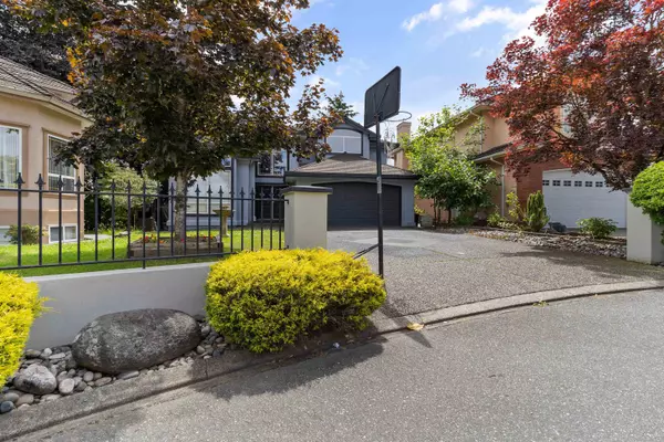 Abbotsford, BC V2T 2B5,31600 Old Yale RD #11