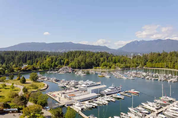 Vancouver, BC V6G 3H2,1777 Bayshore DR #PH2