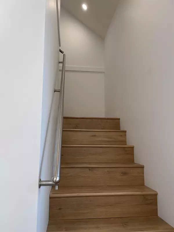 Vancouver, BC V6P 1K2,6349 Fremlin ST