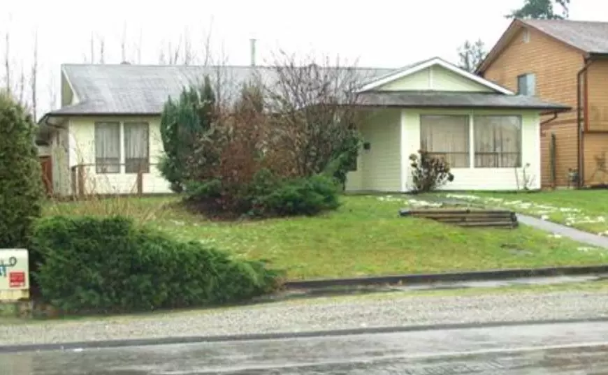 Surrey, BC V3R 7S4,15540 100 AVE
