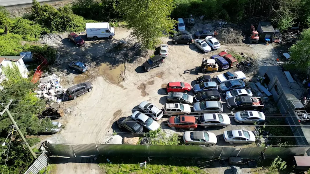 13848 117 AVE, Surrey, BC V3R 2V4