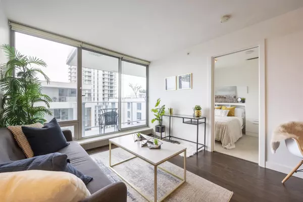 Vancouver, BC V5X 0C9,8031 Nunavut LN #605