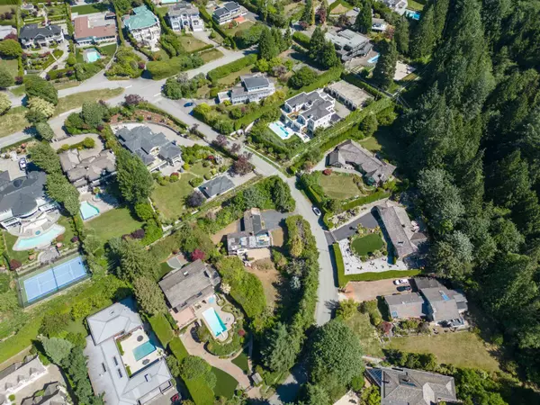 West Vancouver, BC V7S 1P5,635 Glenmaroon RD