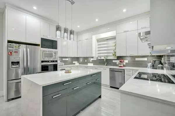 Surrey, BC V3W 3A5,12420 80 AVE