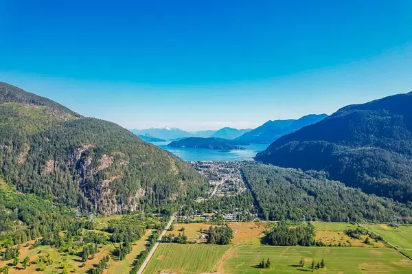 3705 Hot Springs RD Agassiz, BC V0M 1A3