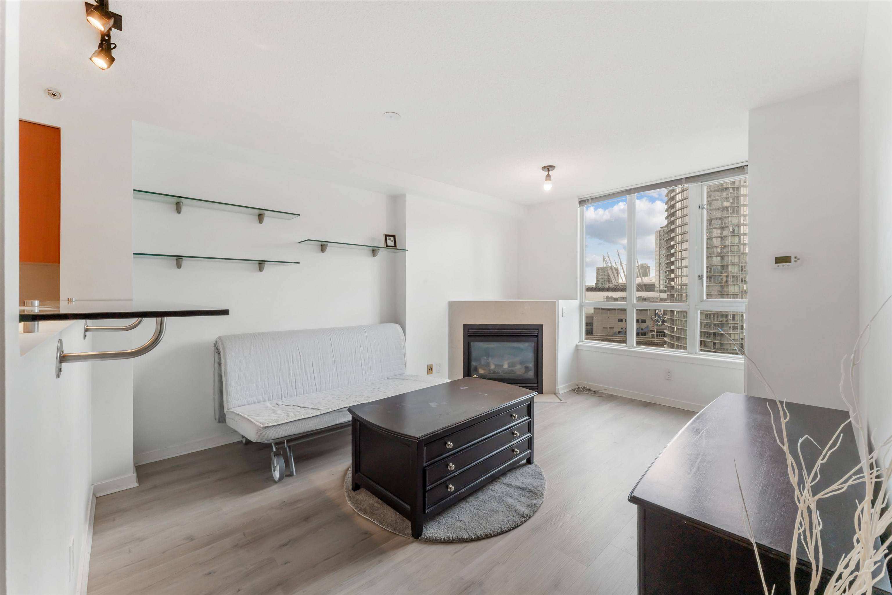 Vancouver, BC V6B 6N6,63 Keefer PL #1510