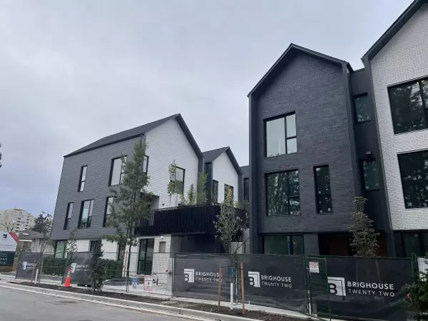 Richmond, BC V6Y 1X2,8864 Cook CRES