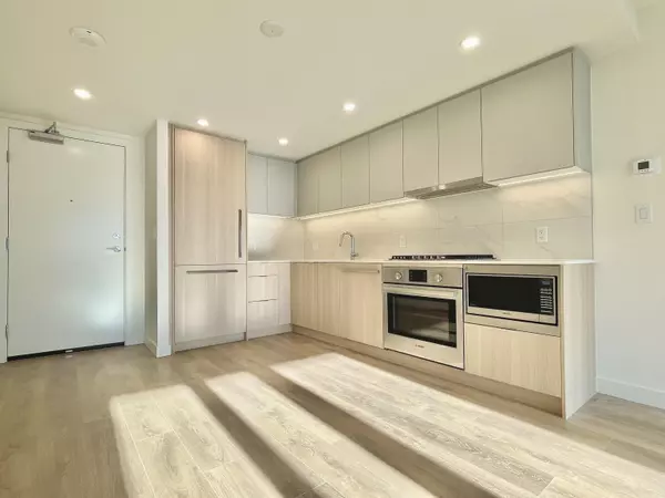Coquitlam, BC V3K 0J2,308 Alderson AVE #1603