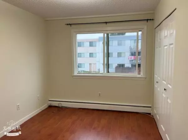 7260 Lindsay RD #204 Richmond, BC V7C 3M6