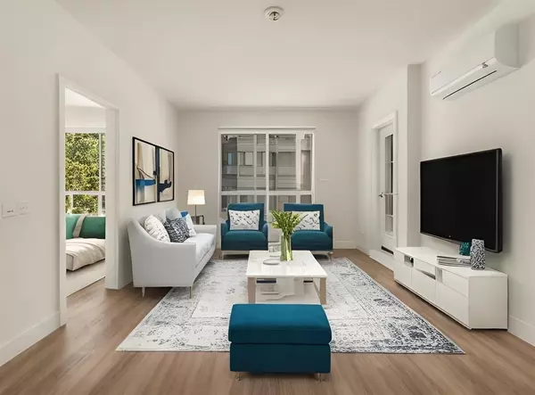 3528 146a ST #314, Surrey, BC V4P 0H4