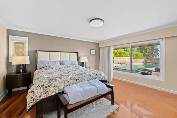 West Vancouver, BC V7S 2V8,4579 Woodgreen CT