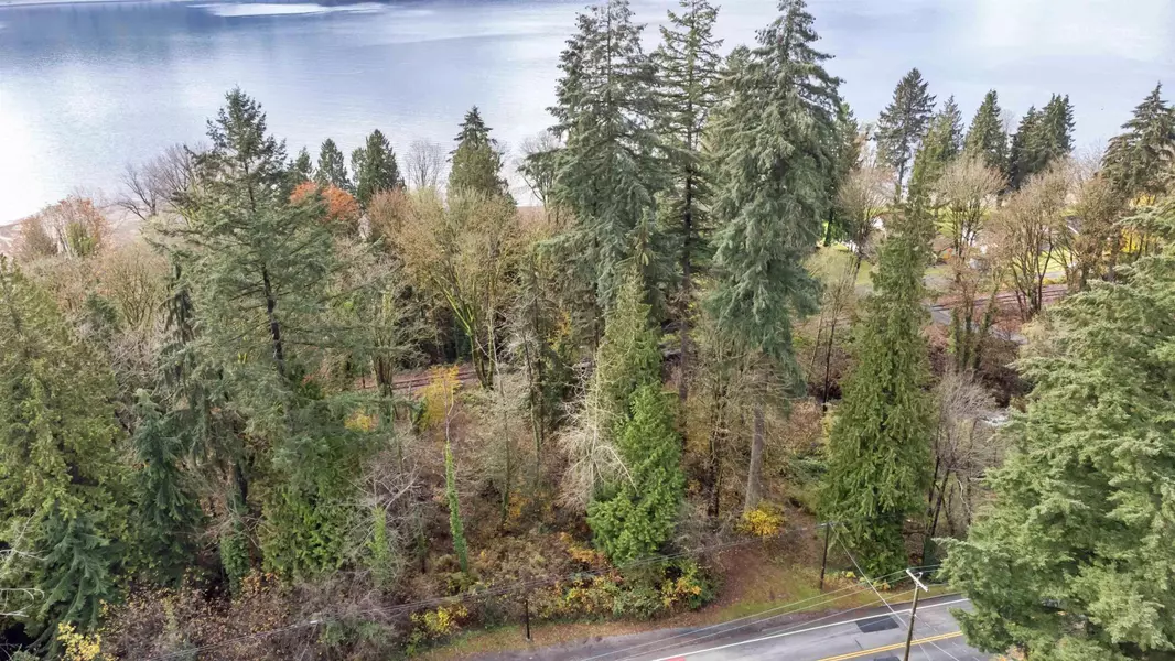 LOT 11 Ioco RD, Port Moody, BC V3H 2X3