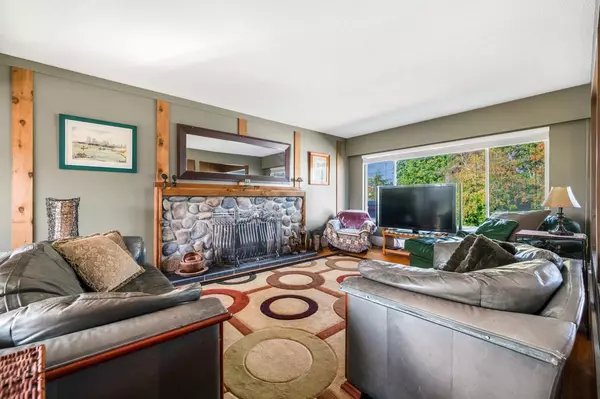 10540 Aintree CRES, Richmond, BC V7A 3V1