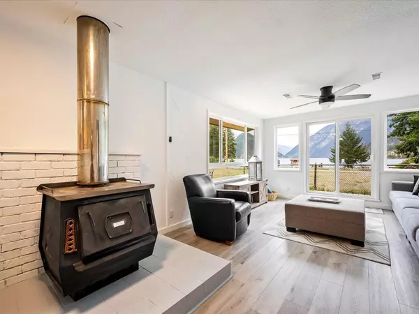 D'arcy, BC V0N 1L0,10008 Koocha RD