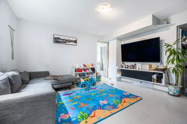 Vancouver, BC V5P 1B1,2236 E 34th AVE