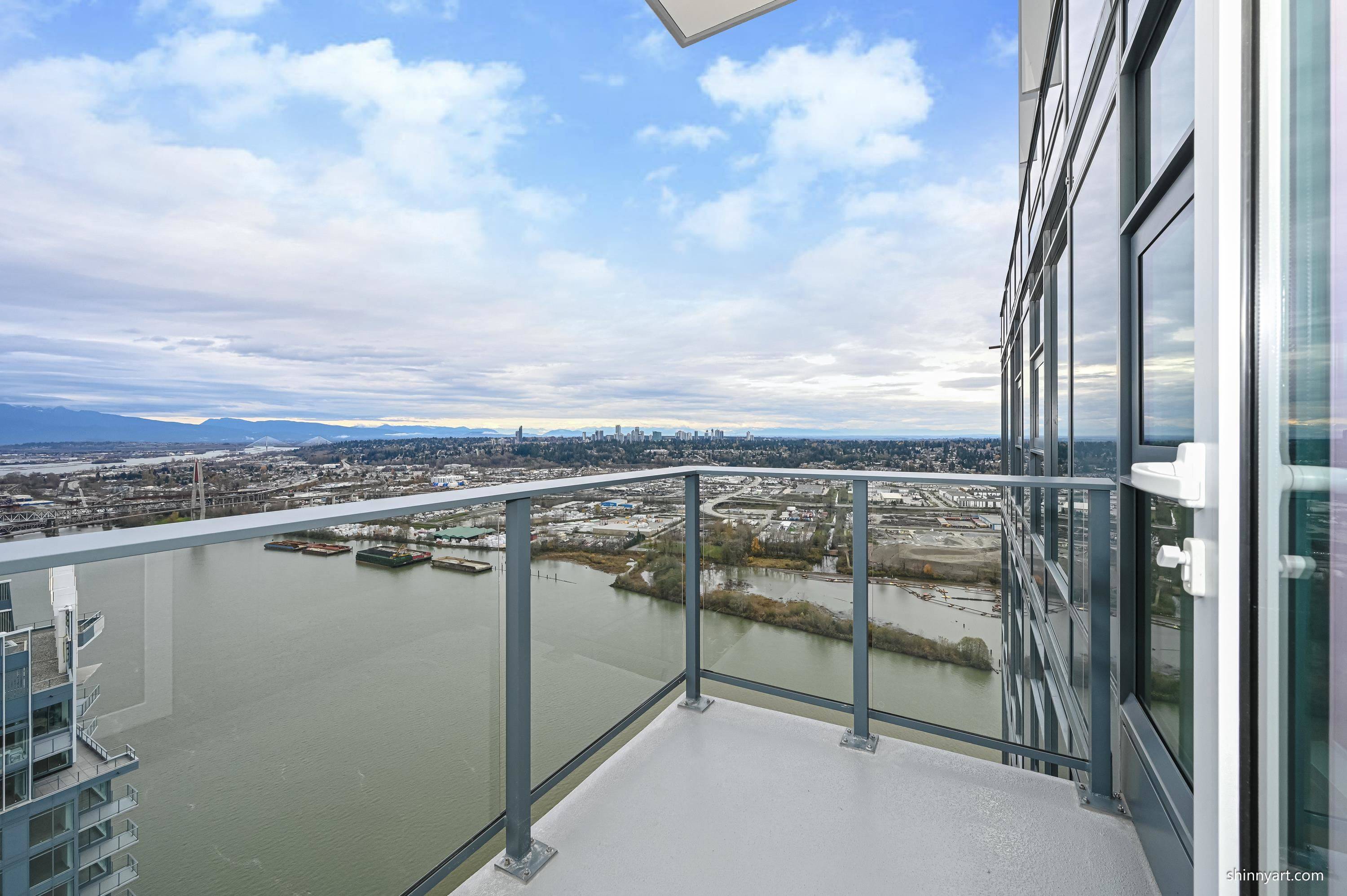 New Westminster, BC V3M 0P2,680 Quayside DR #5004