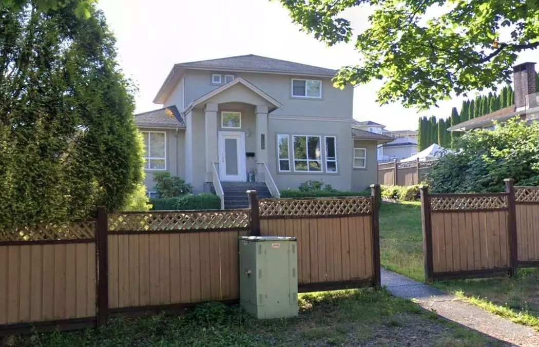 Burnaby, BC V3N 4A7,7480 Cariboo RD