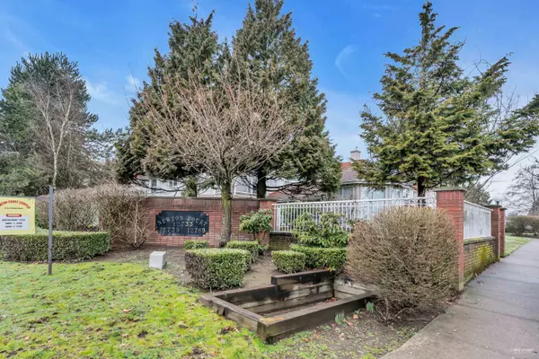 12769 72 AVE #208, Surrey, BC V3W 2M7