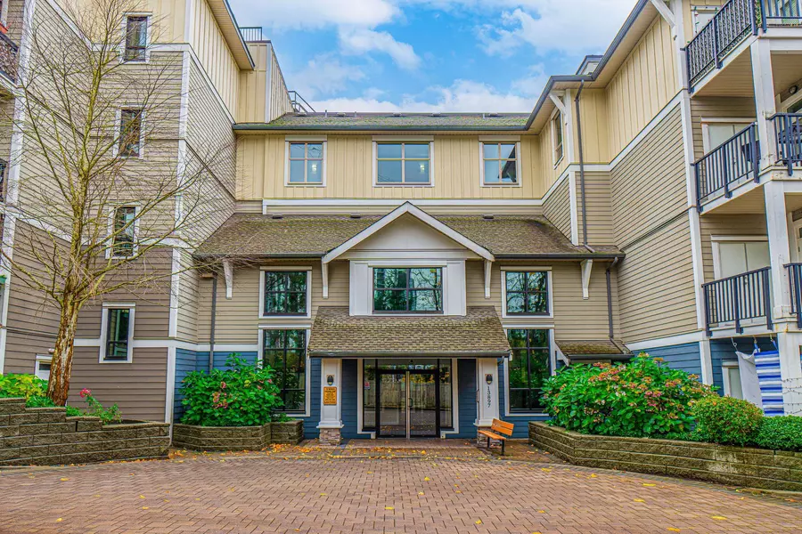 13897 Fraser HWY #324, Surrey, BC V3T 0G8