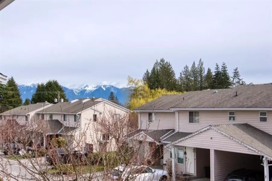 765 School RD #15, Gibsons, BC V0N 1V9