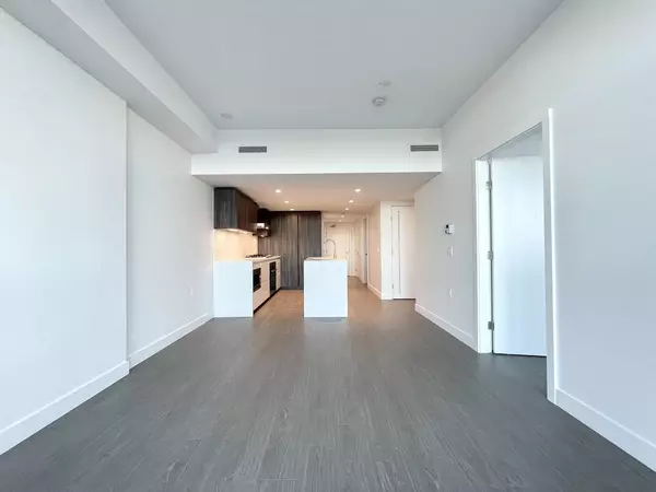 6328 No. 3 RD #821 Richmond, BC V6Y 0L6