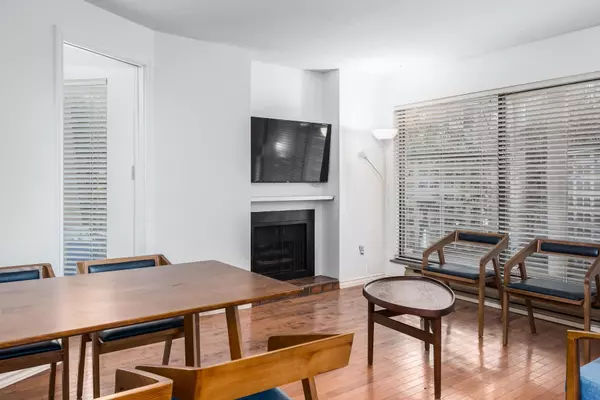Vancouver, BC V6G 1G2,1405 Haro Street #301