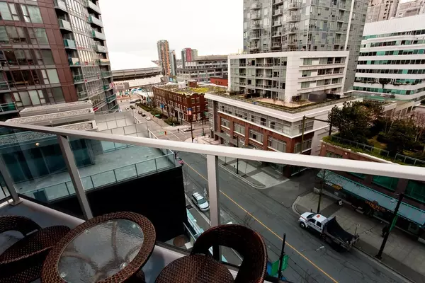 788 Hamilton Street #601 Vancouver, BC V6B 0E9