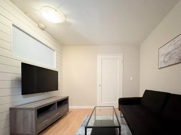 935 Jervis Street #20, Vancouver, BC V6E 2B5