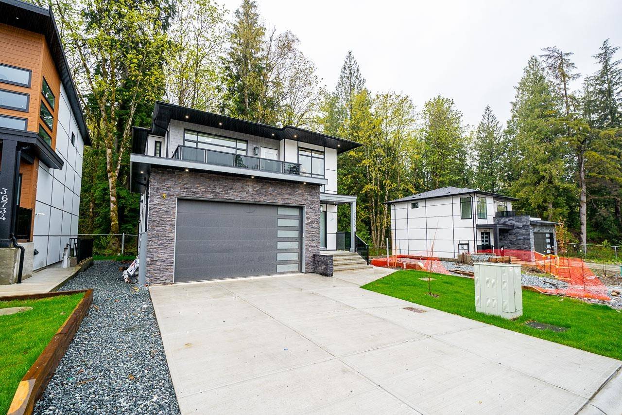 Abbotsford, BC V3G 0H4,36728 Dianne Brook AVE