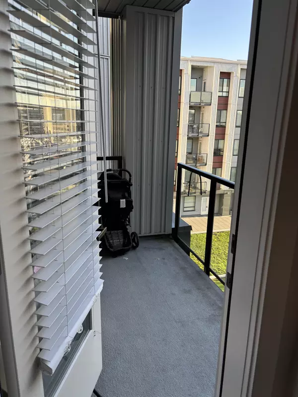 Langley, BC V3A 0P5,20360 Logan AVE #501