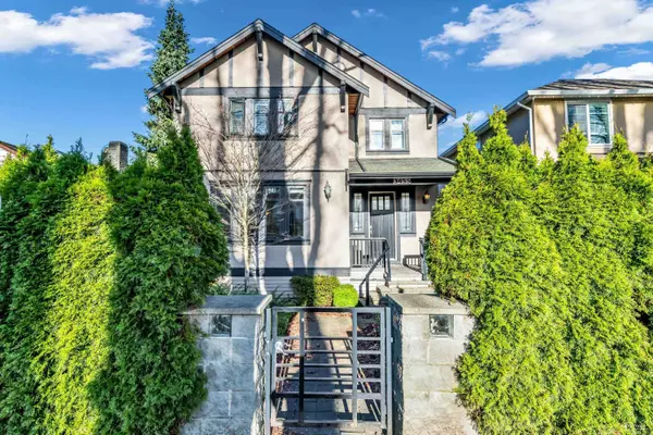3455 W 10th AVE, Vancouver, BC V6R 2E7