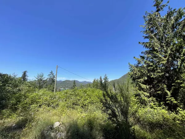 Madeira Park, BC V0N 2H0,5232 Cecil Hill RD